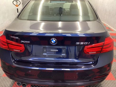 Used 2017 BMW 330i xDrive Sedan AWD/4WD image 25