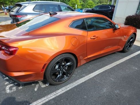 Used 2023 Chevrolet Camaro LT w/ Technology Package RWD image 11