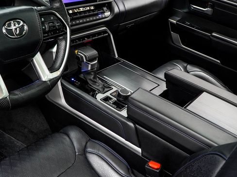 Used 2024 Toyota Sequoia Platinum image 20