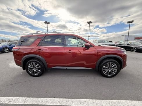 Certified 2023 Nissan Pathfinder SL w/ SL Premium Package image 4