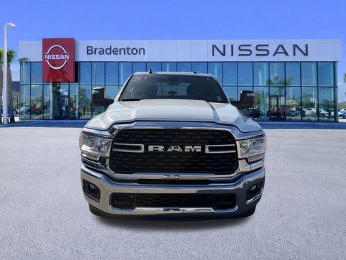 Used 2024 RAM 3500 Big Horn image 2