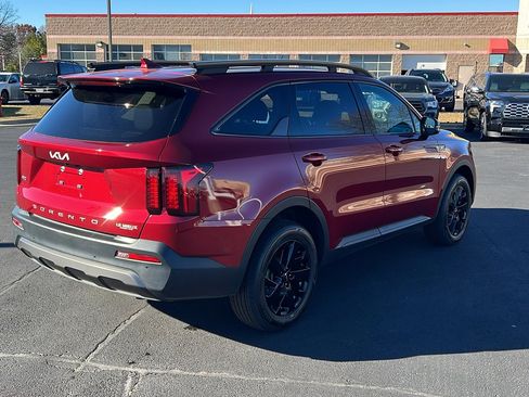 Used 2022 Kia Sorento S image 3