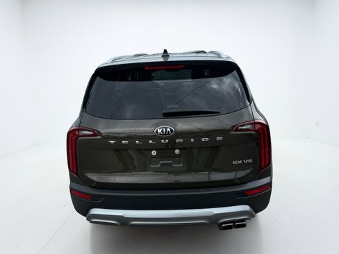 Used 2020 Kia Telluride EX w/ EX Premium Package FWD image 3
