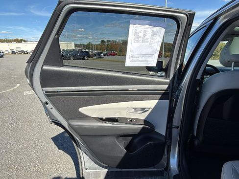 Used 2024 Hyundai Tucson Limited image 24