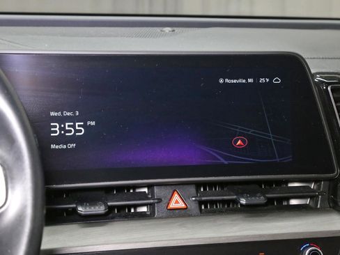 Used 2023 Kia Sportage X-Line w/ X-Line Premium Package image 9