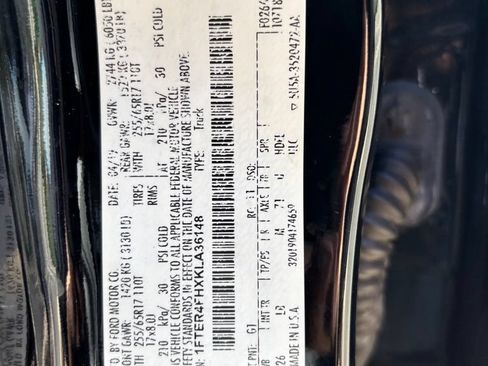 Used 2019 Ford Ranger XLT w/ Equipment Group 302A Luxury AWD/4WD image 13