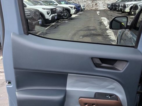 Used 2024 Ford Maverick Lariat image 14