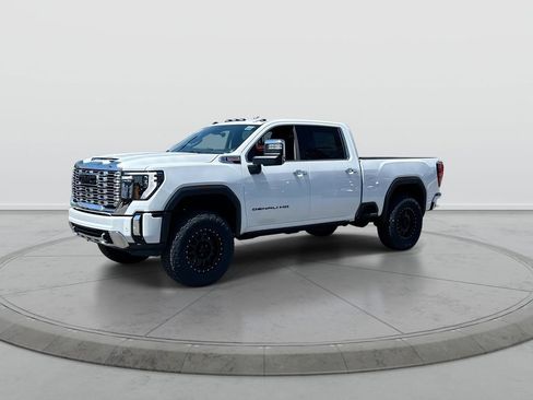 New 2026 GMC Sierra 2500 Denali w/ Technology Package AWD/4WD image 4