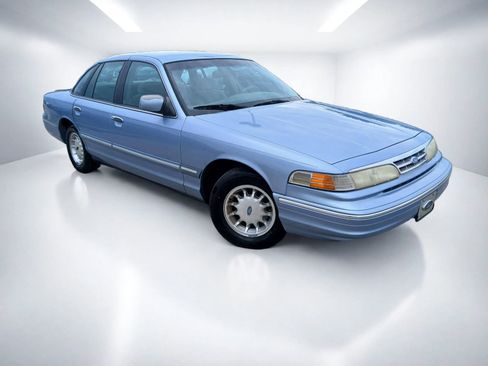 Used 1997 Ford Crown Victoria LX RWD image 1