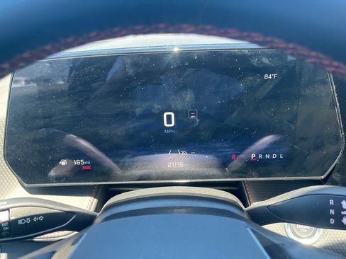 Used 2025 Chevrolet Equinox RS FWD image 15