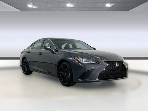 Certified 2022 Lexus ES 350 F Sport w/ Accessory Package FWD image 7