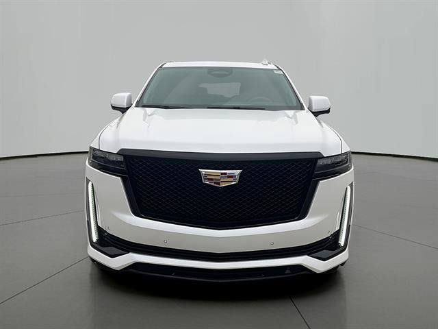 Certified 2024 Cadillac Escalade ESV Sport Platinum w/ Heavy-Duty Trailer Package AWD/4WD image 8