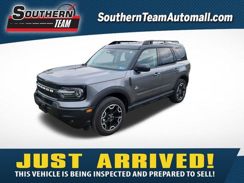 Used 2025 Ford Bronco Sport Outer Banks image 1