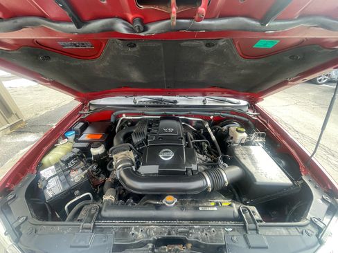 Used 2012 Nissan Pathfinder S image 19