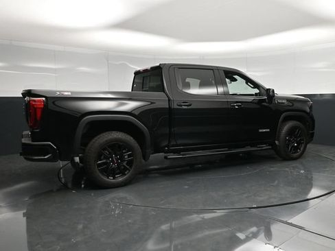 Used 2024 GMC Sierra 1500 Elevation w/ Elevation Premium Package AWD/4WD image 2