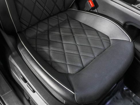 Used 2024 Volkswagen Atlas SEL Premium R-Line image 51