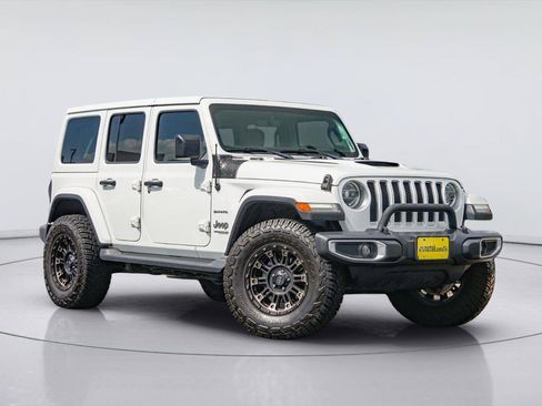 Used 2018 Jeep Wrangler Unlimited Sahara AWD/4WD image 1