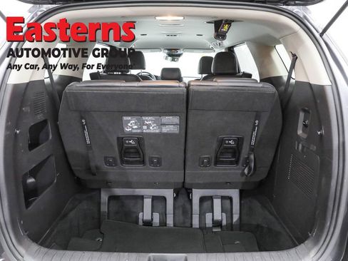 Used 2024 Kia Carnival LX image 8