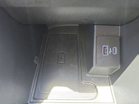 Certified 2024 Ford Edge SEL w/ Convenience Package AWD/4WD image 25