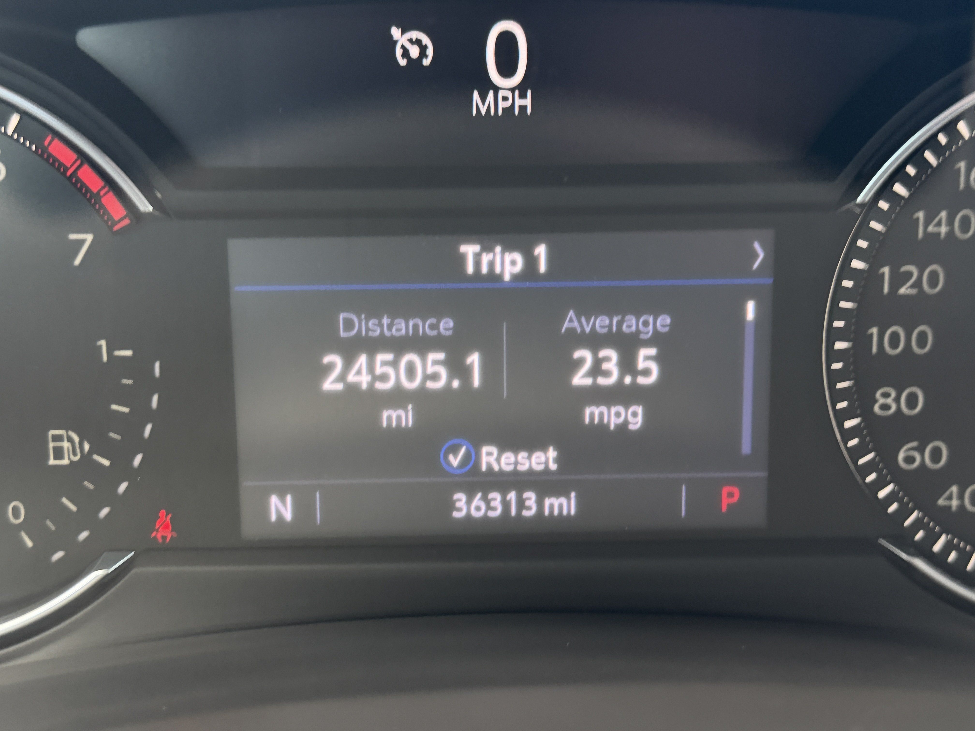 Used 2021 Cadillac XT4 Luxury w/ Driver Awareness Package FWD image 31