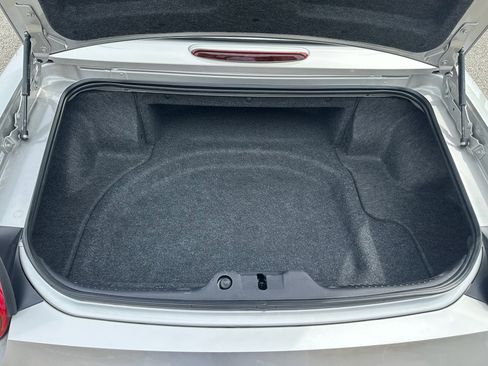 Used 2004 Ford Thunderbird RWD image 14