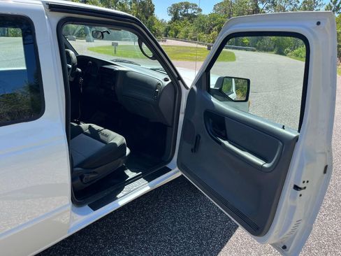Used 2009 Ford Ranger XL image 14