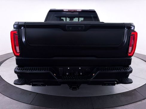 Used 2022 GMC Sierra 1500 Denali w/ Technology Package AWD/4WD image 17