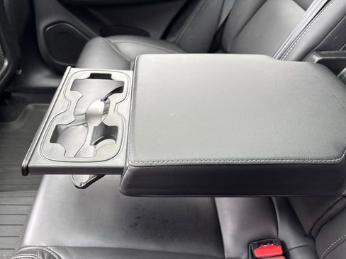 Certified 2023 Volvo XC60 B5 Ultimate w/ Climate Package image 30