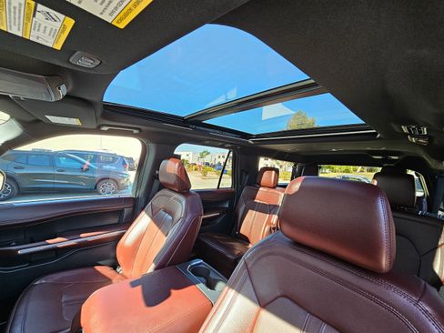 Used 2024 Ford Expedition Max Limited image 42