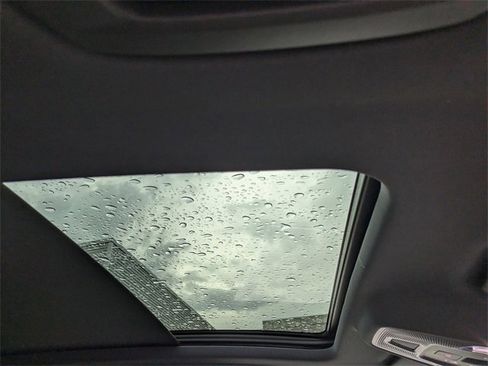 Used 2025 Audi Q5 Premium w/ Convenience Package image 13