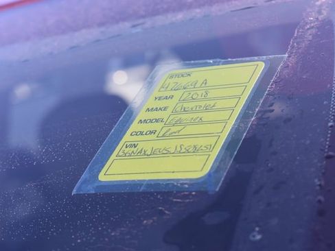 Certified 2018 Chevrolet Equinox LT image 34