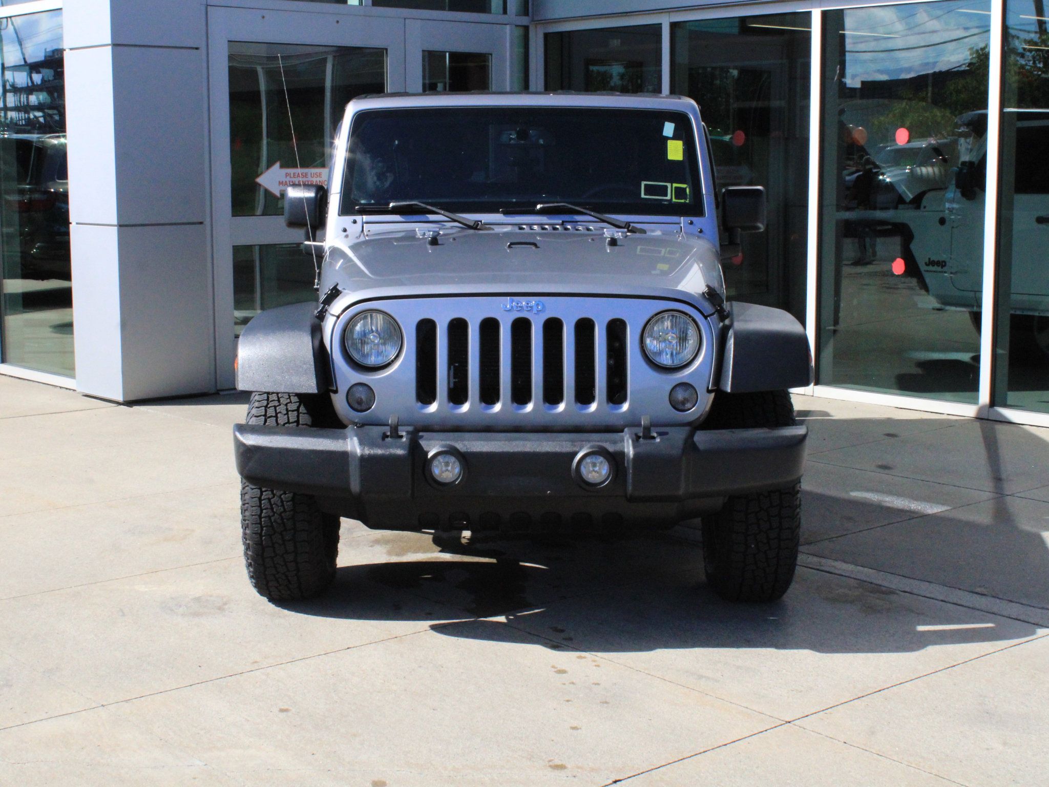 Used 2018 Jeep Wrangler Unlimited Sport S AWD/4WD image 2
