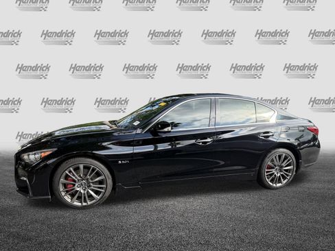 Used 2018 INFINITI Q50 Red Sport 400 w/ Sensory Package (Sport) AWD/4WD image 6