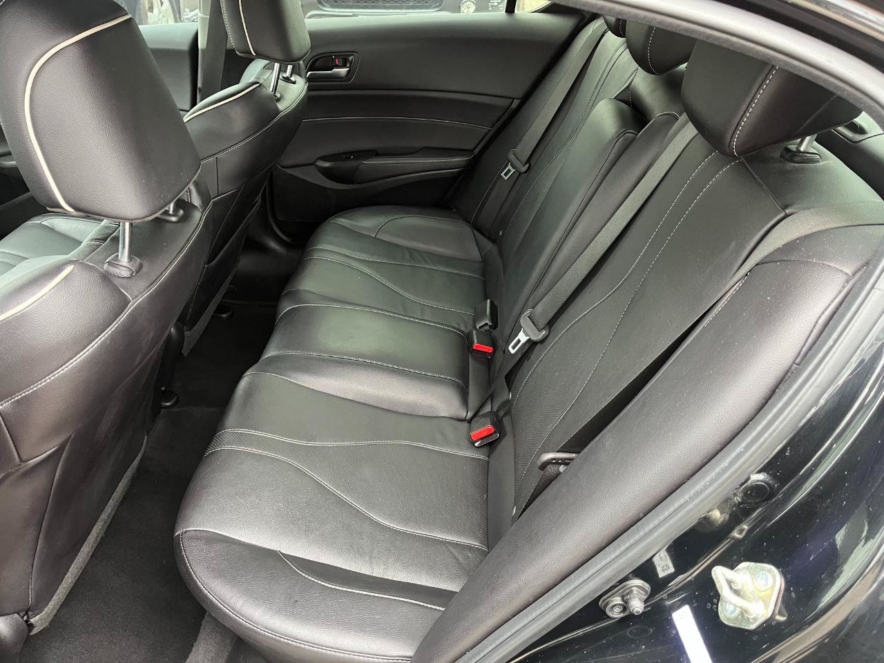 Used 2020 Acura ILX w/ Technology Package FWD image 13
