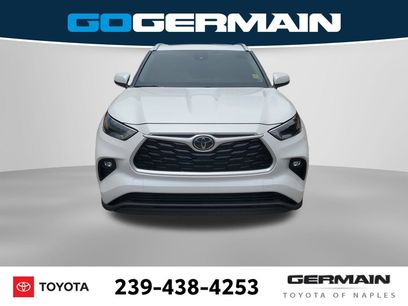Used 2022 Toyota Highlander XLE