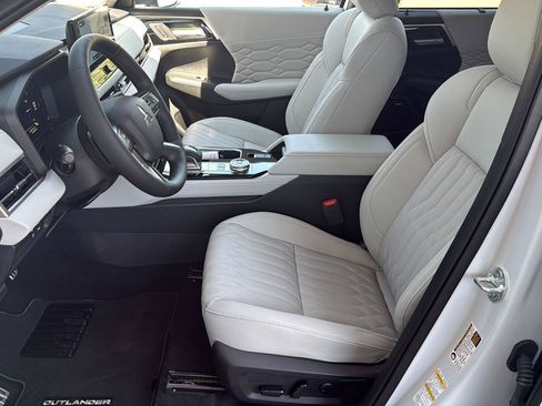 New 2026 Mitsubishi Outlander SEL AWD/4WD image 23