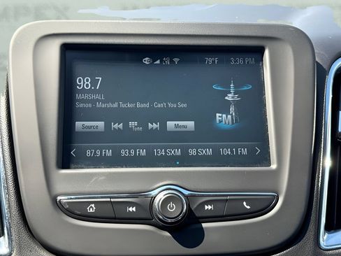 Used 2017 Chevrolet Malibu LT FWD image 9