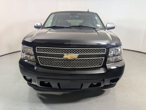 Used 2008 Chevrolet Tahoe LTZ w/ LTZ Preferred Equipment Group RWD image 2