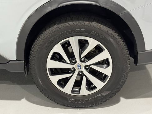Used 2021 Subaru Outback 2.5i image 35