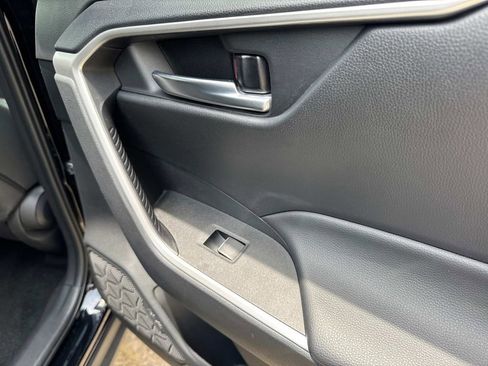 Used 2024 Toyota RAV4 XLE image 21