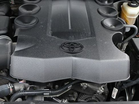 Used 2020 Toyota 4Runner SR5 image 26