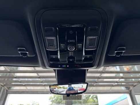 New 2026 Chevrolet Tahoe High Country w/ Sun And Tow Package image 25