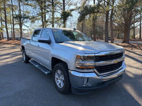 Used 2016 Chevrolet Silverado 1500 LT w/ All Star Edition image 4