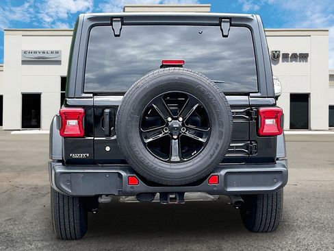 Used 2020 Jeep Wrangler Unlimited Sport AWD/4WD image 4