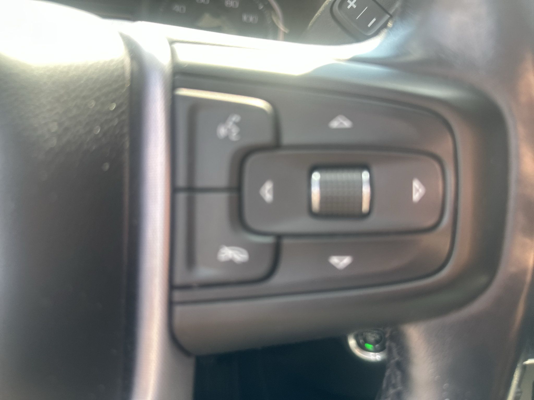 Used 2019 GMC Sierra 1500 SLT w/ SLT Premium Package AWD/4WD image 13