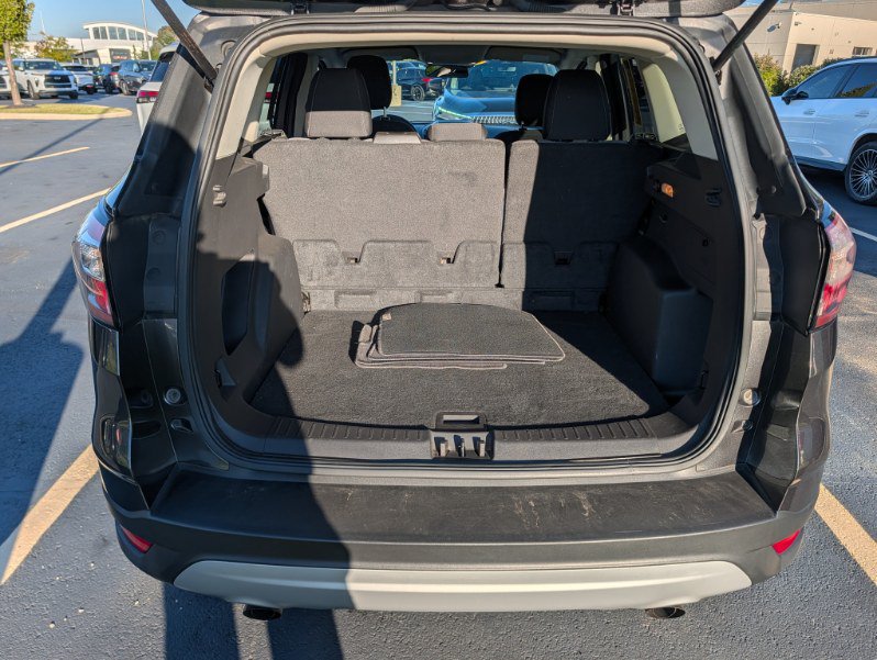 Used 2018 Ford Escape SE w/ SE Sync 3 Package FWD image 27