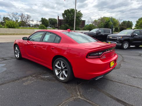 Used 2016 Dodge Charger R/T RWD image 29