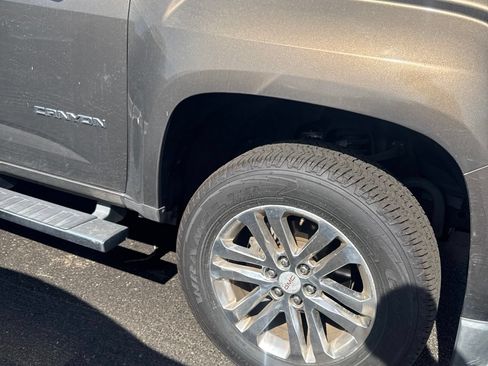 Used 2015 GMC Canyon SLT AWD/4WD image 11