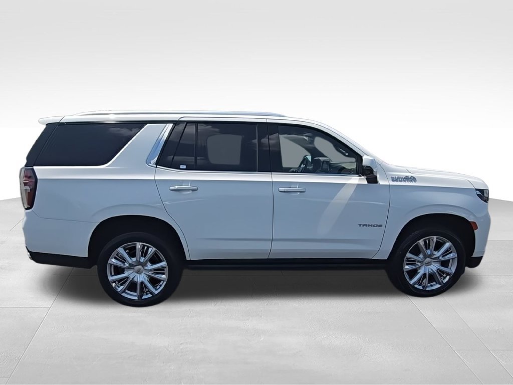 Used 2021 Chevrolet Tahoe High Country w/ Premium Package AWD/4WD image 9