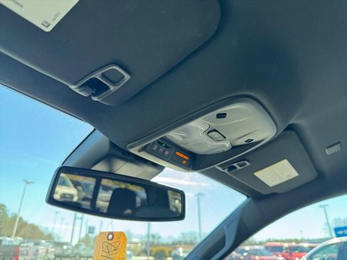 Used 2024 Chevrolet Colorado Z71 w/ Z71 Convenience Package 2 image 26